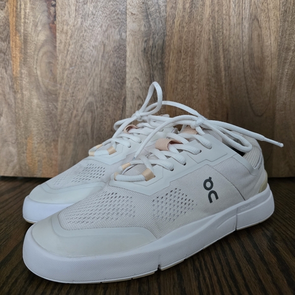 On Running Women's Athletic Shoes in White and Cream - Picture 2 of 5